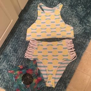 High waisted bikini